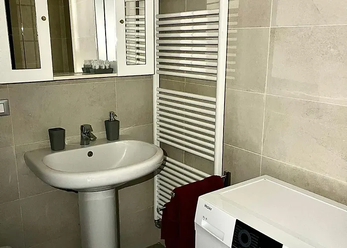 Ca' Del Plin Free Parking * 알바