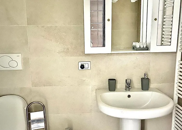 Ca' Del Plin Free Parking *